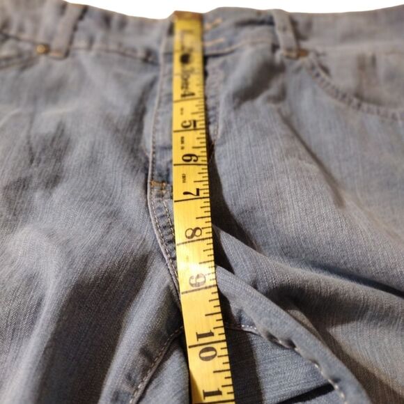 Bandolino Blu Women's Light Blue Missy Sams Capris Jeans Size 8! - Picture 8 of 12